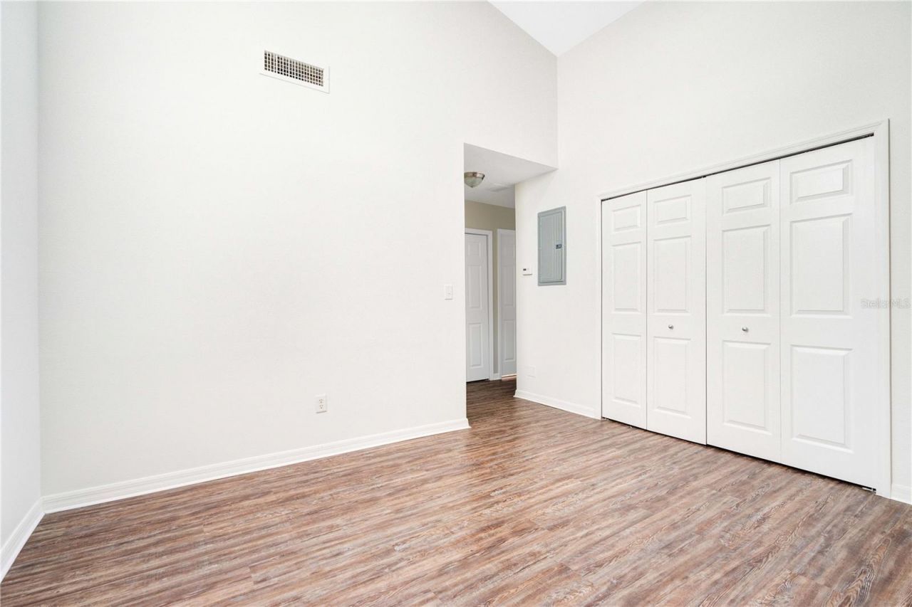 145 N Pearl Lake Causeway , Unit 202, Altamonte Springs, FL 32714 Photo