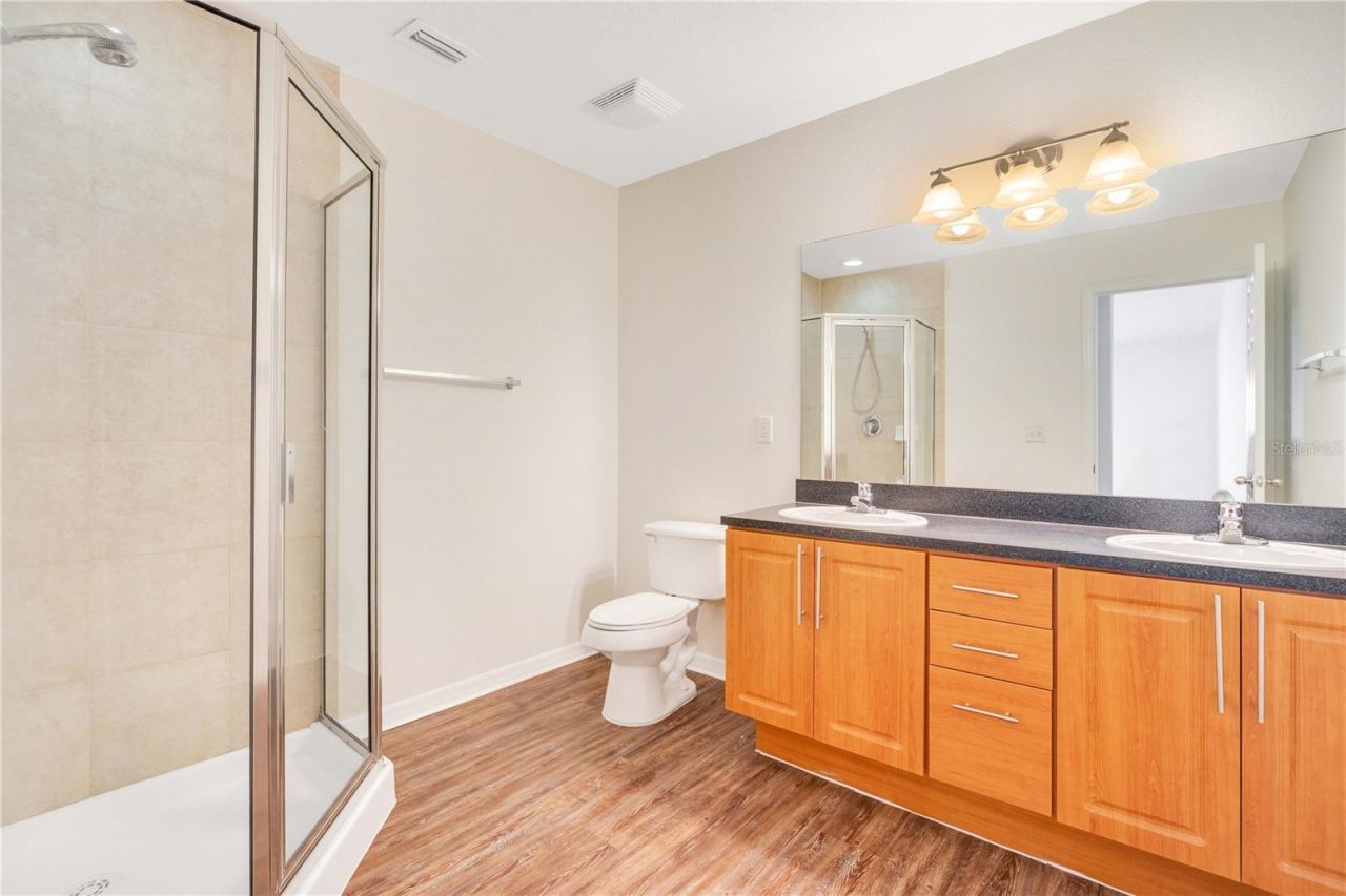 145 N Pearl Lake Causeway , Unit 202, Altamonte Springs, FL 32714 Photo