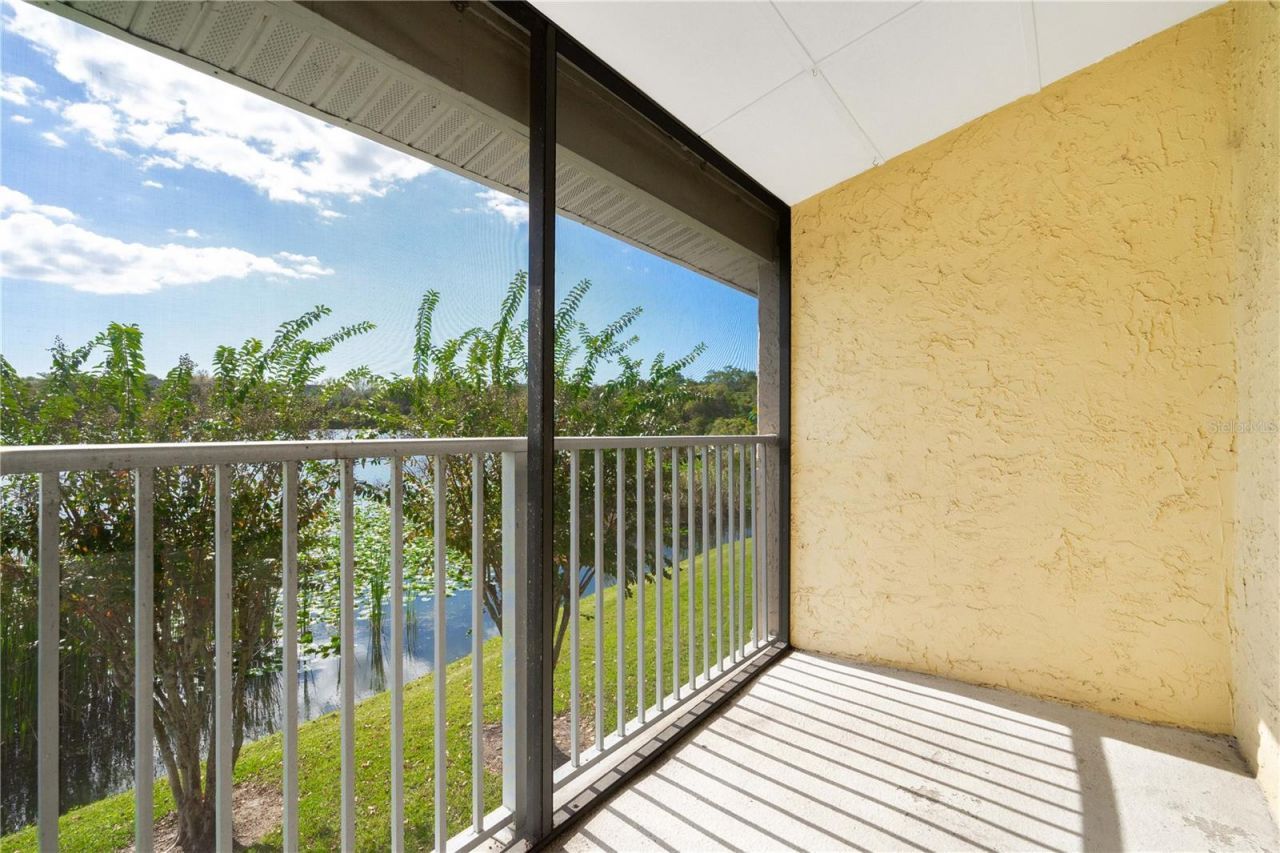 145 N Pearl Lake Causeway , Unit 202, Altamonte Springs, FL 32714 Photo