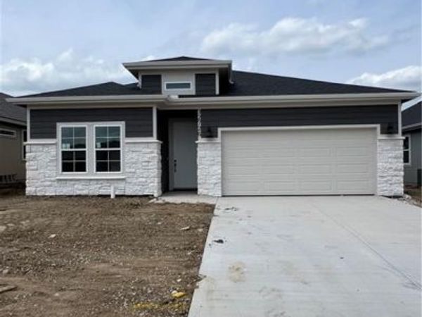 32726 W 176th Terrace, Gardner, KS 66030