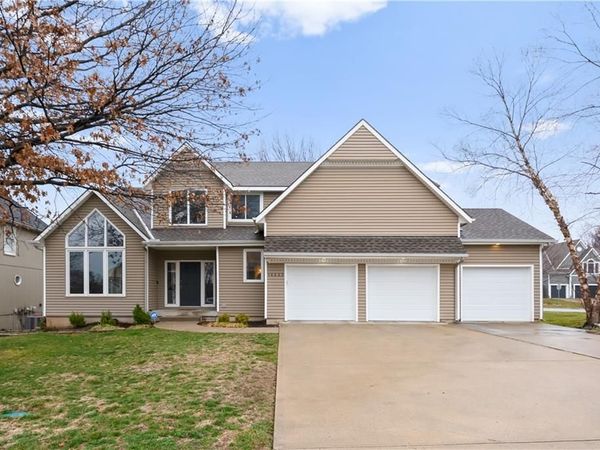 14602 HEMLOCK Street, Overland Park, KS 66223