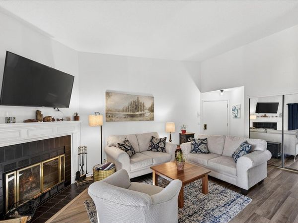 7555 W 110th Street , Bloomington, MN 55438