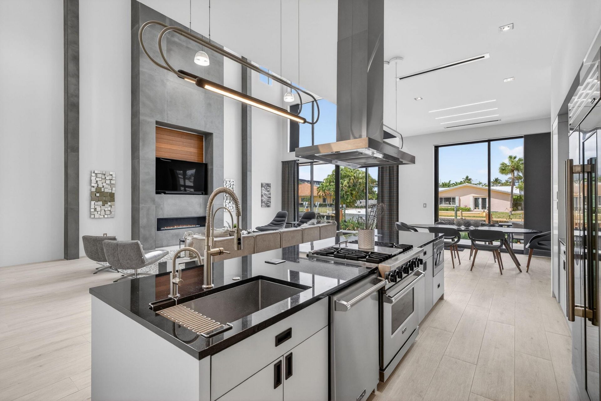 5211 NE 32nd Avenue, Fort Lauderdale, FL 33308 Photo