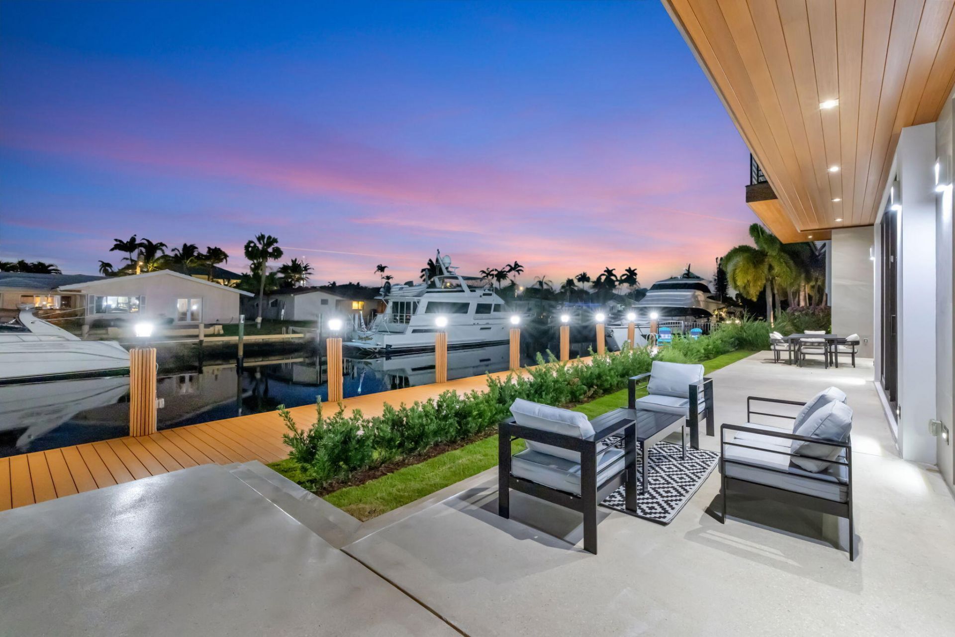 5211 NE 32nd Avenue, Fort Lauderdale, FL 33308 Photo