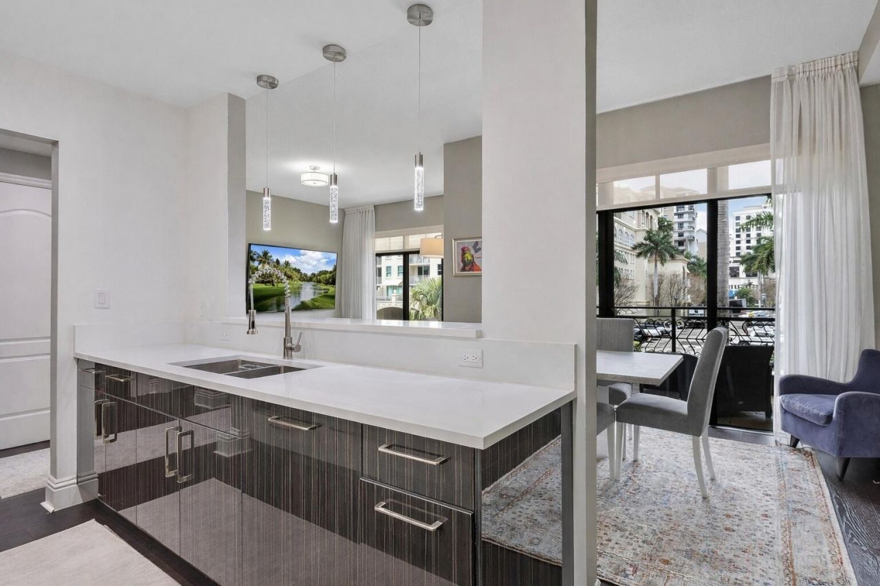 200 E Palmetto Park Road, Unit 10, Boca Raton, FL 33432 Photo