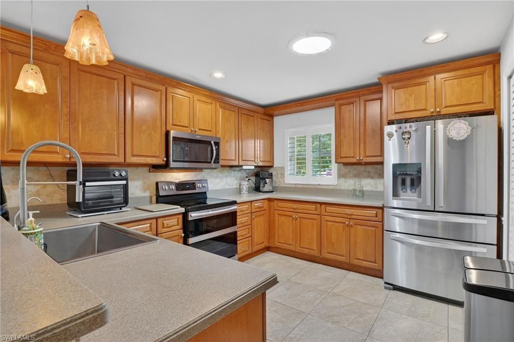 8518 Cypress Dr S, Fort Myers, FL 33967 Photo