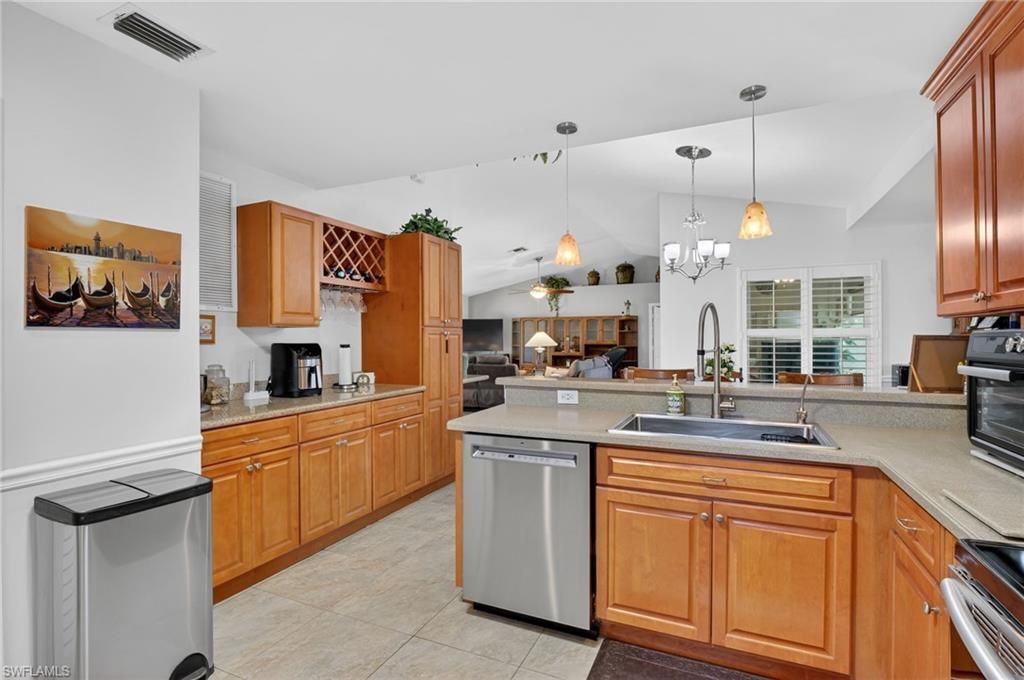 8518 Cypress Dr S, Fort Myers, FL 33967 Photo