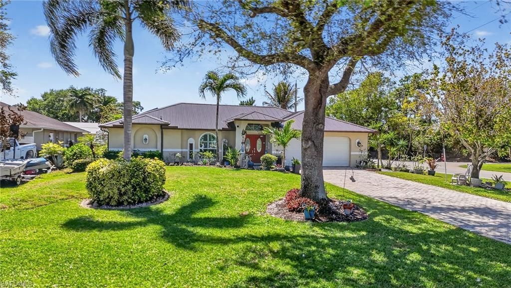 8518 Cypress Dr S, Fort Myers, FL 33967 Photo
