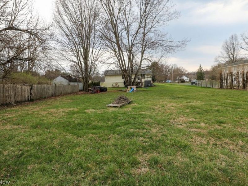 10676 Holcomb Road, Newton Falls, OH 44444 Photo 7