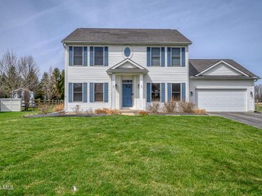 717 Little Creek Drive, Perrysburg, OH 43551