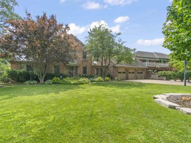 5934 N ELM Lane, Peoria, IL 61614