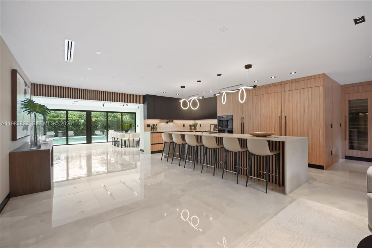 20020 NE 21st Ct , Miami, FL 33179 Photo