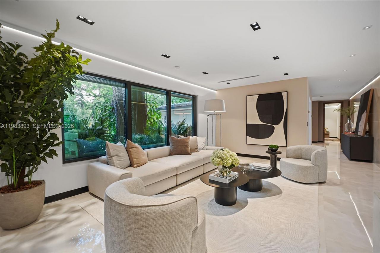 20020 NE 21st Ct , Miami, FL 33179 Photo