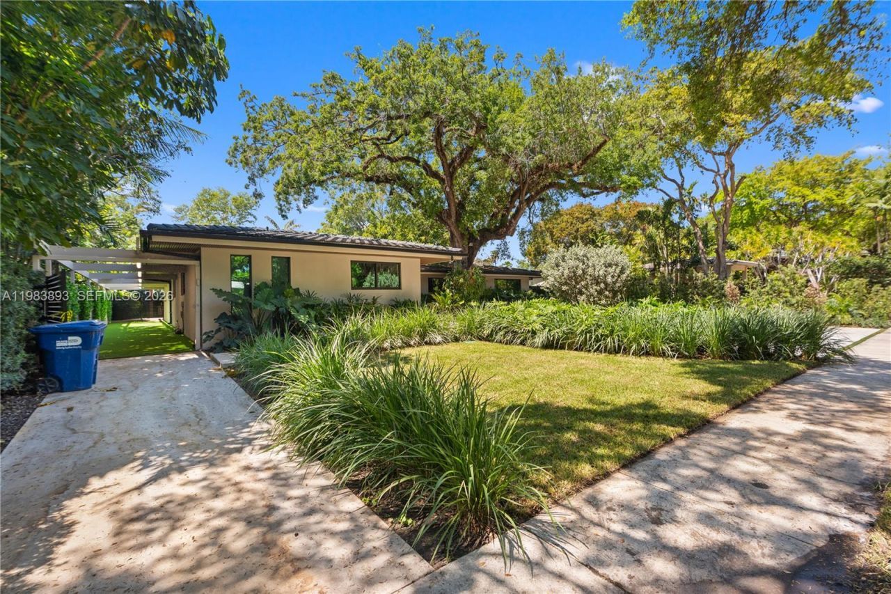 20020 NE 21st Ct , Miami, FL 33179 Photo