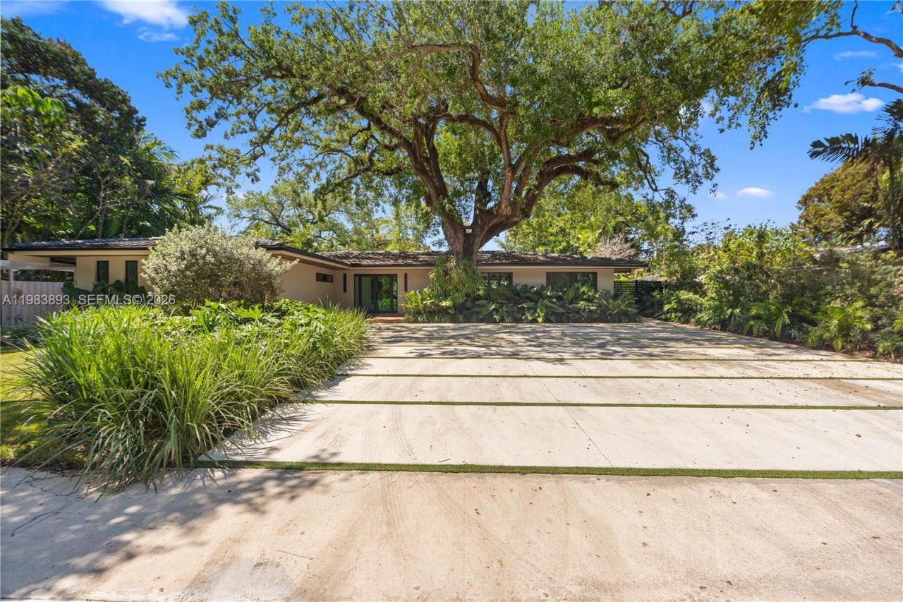 20020 NE 21st Ct , Miami, FL 33179 Photo