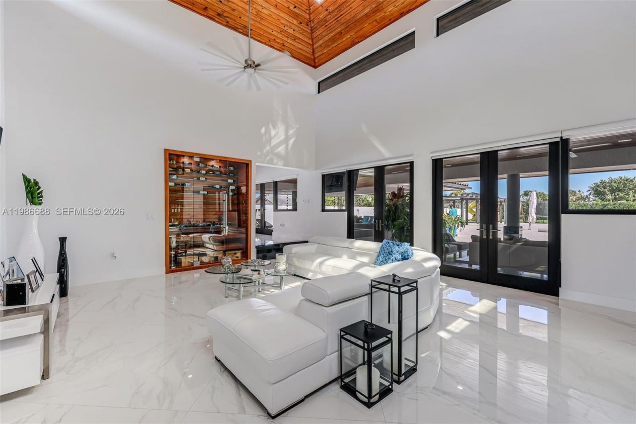 13801 SW 34th St , Miami, FL 33175 Photo