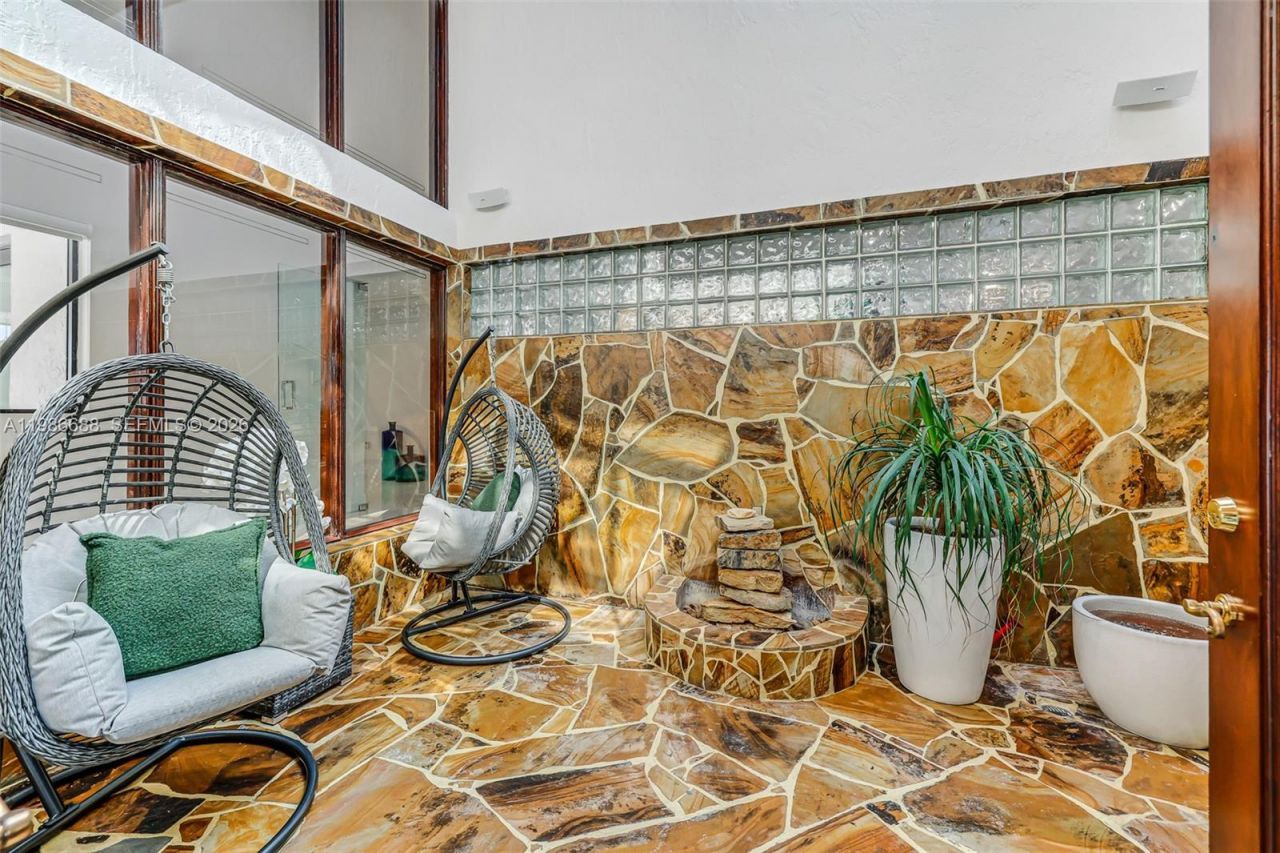 13801 SW 34th St , Miami, FL 33175 Photo