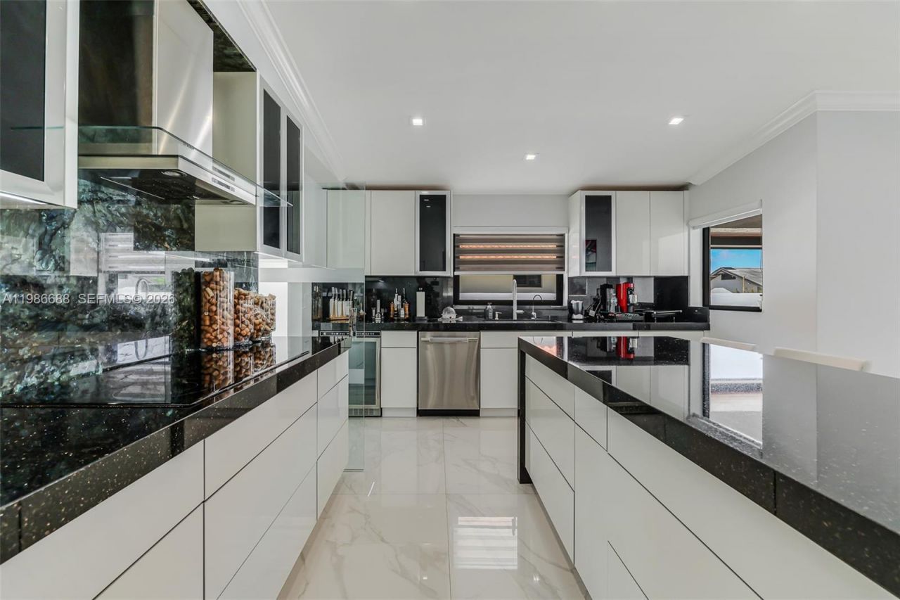 13801 SW 34th St , Miami, FL 33175 Photo