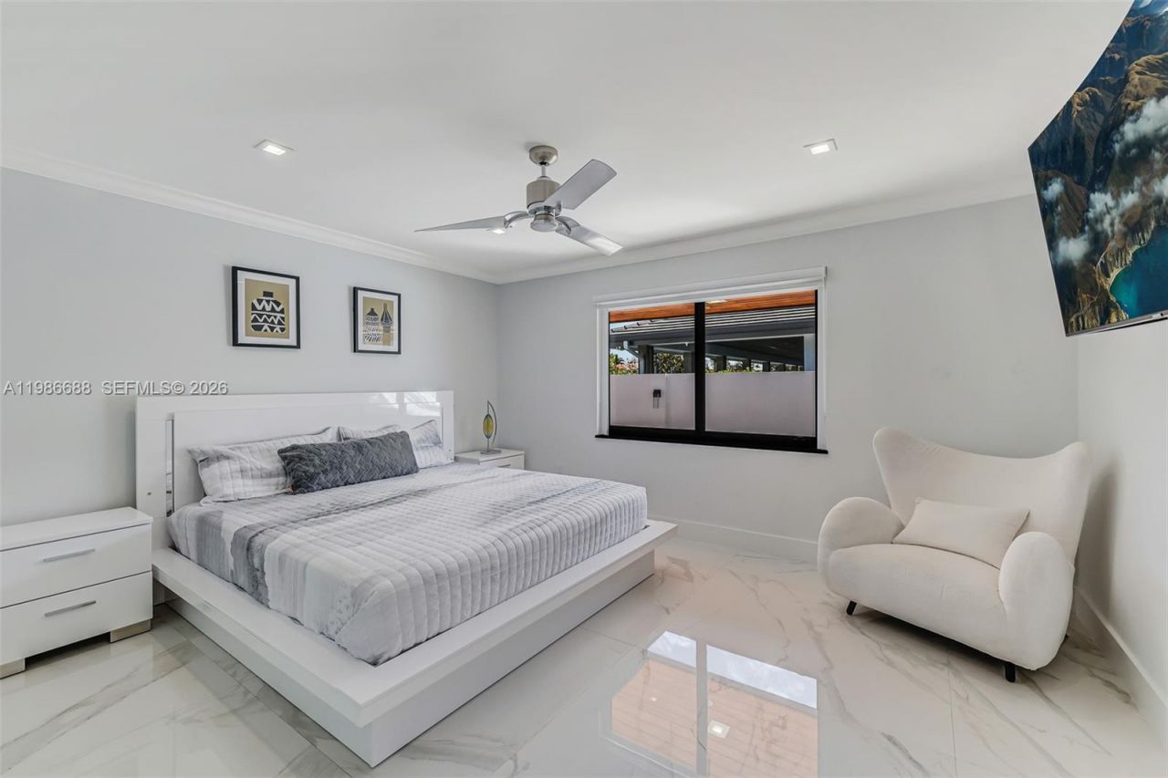 13801 SW 34th St , Miami, FL 33175 Photo