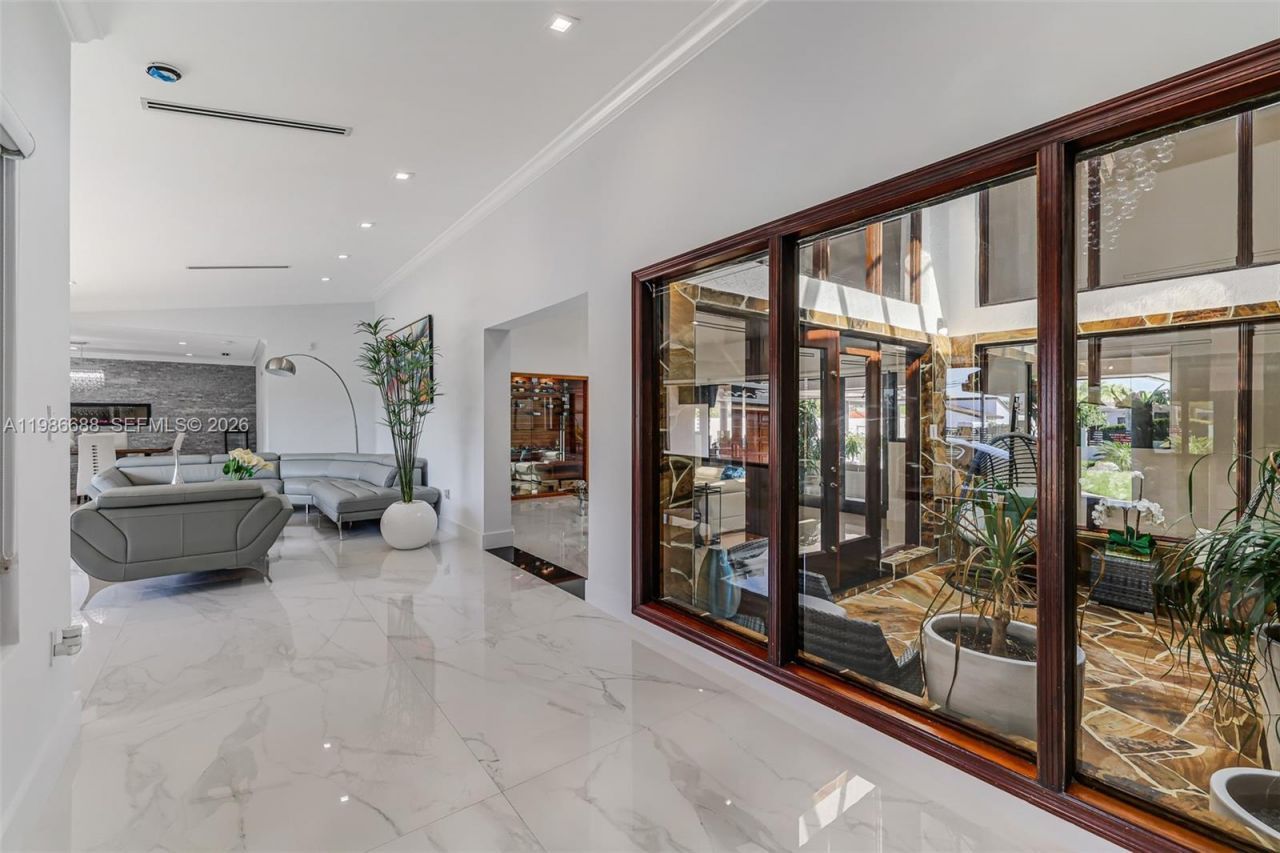 13801 SW 34th St , Miami, FL 33175 Photo