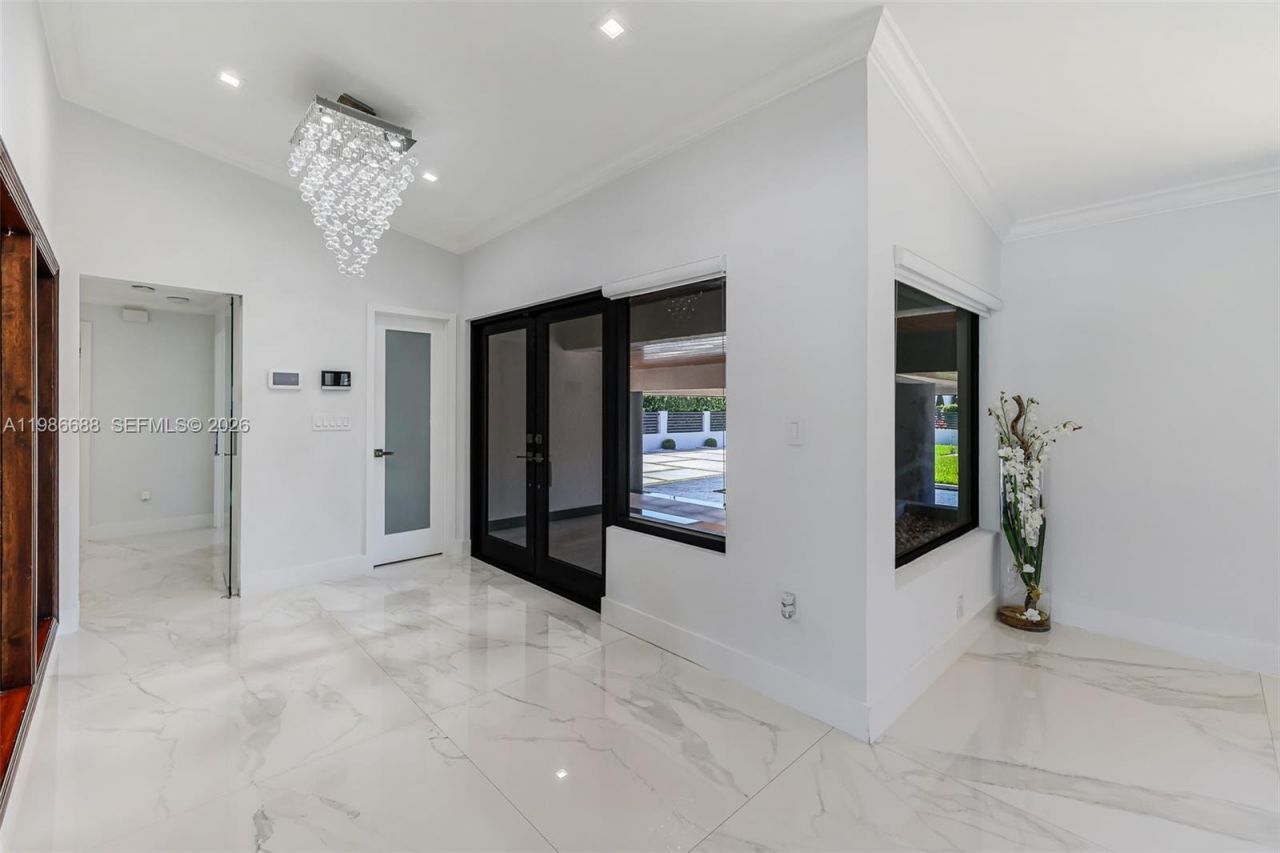 13801 SW 34th St , Miami, FL 33175 Photo