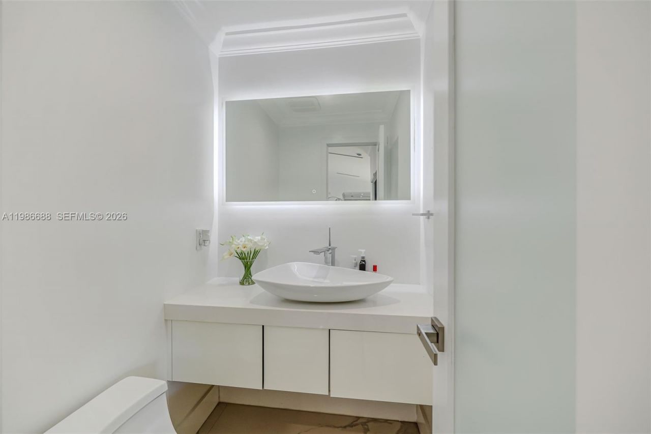 13801 SW 34th St , Miami, FL 33175 Photo