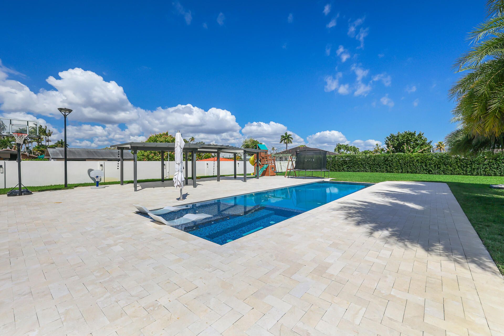 13801 SW 34th St, Miami, FL 33175 Photo