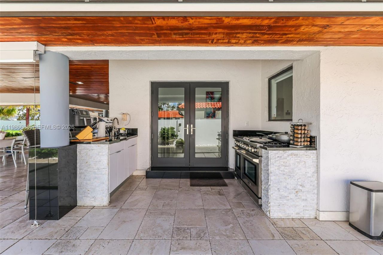 13801 SW 34th St , Miami, FL 33175 Photo