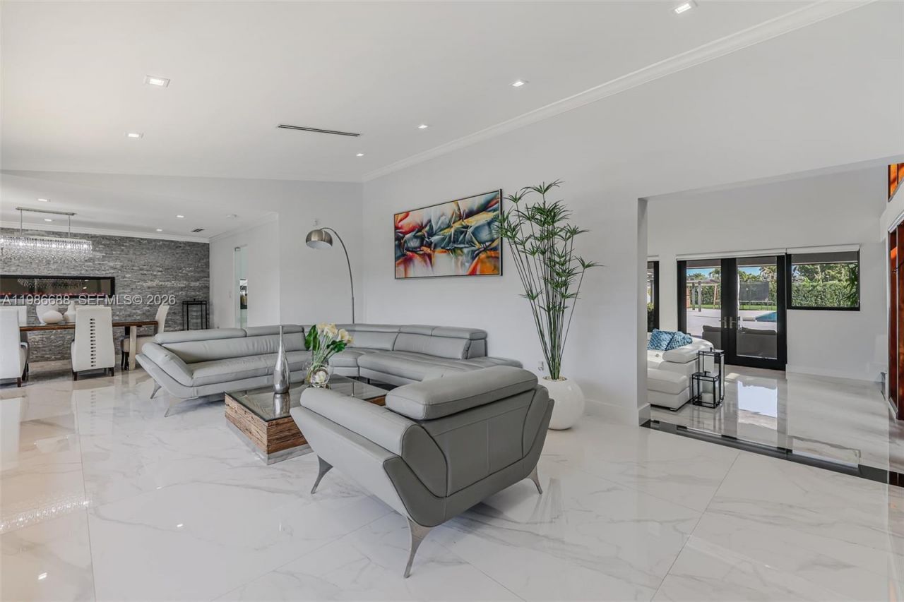 13801 SW 34th St , Miami, FL 33175 Photo