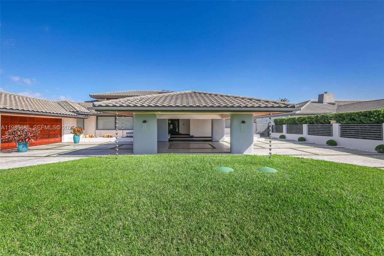 13801 SW 34th St , Miami, FL 33175 Photo