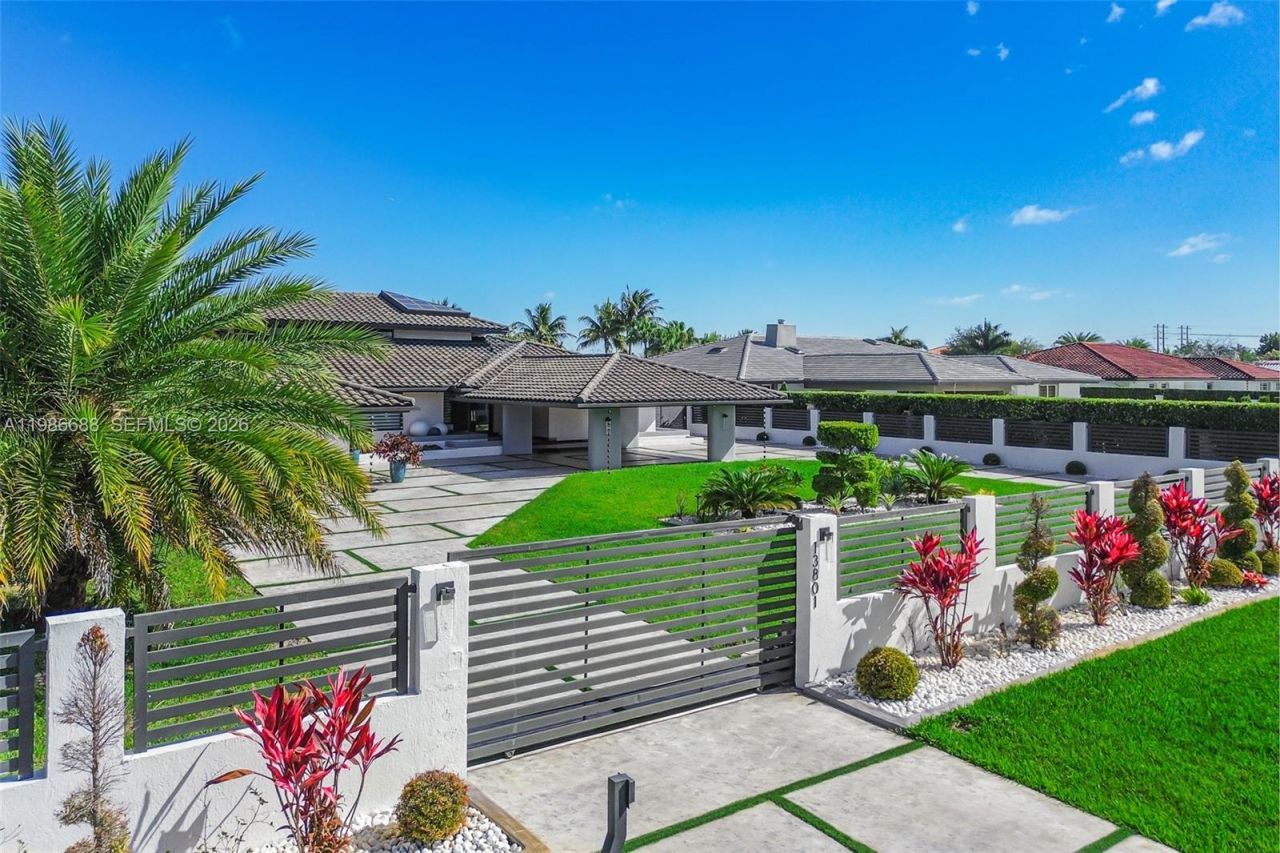 13801 SW 34th St , Miami, FL 33175 Photo