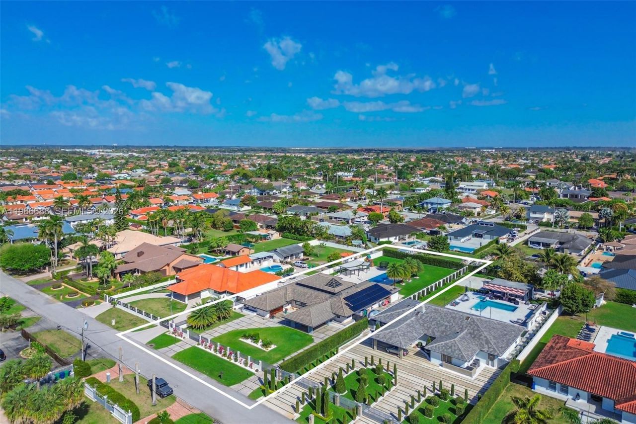 13801 SW 34th St , Miami, FL 33175 Photo