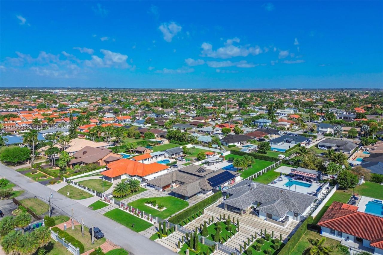 13801 SW 34th St , Miami, FL 33175 Photo