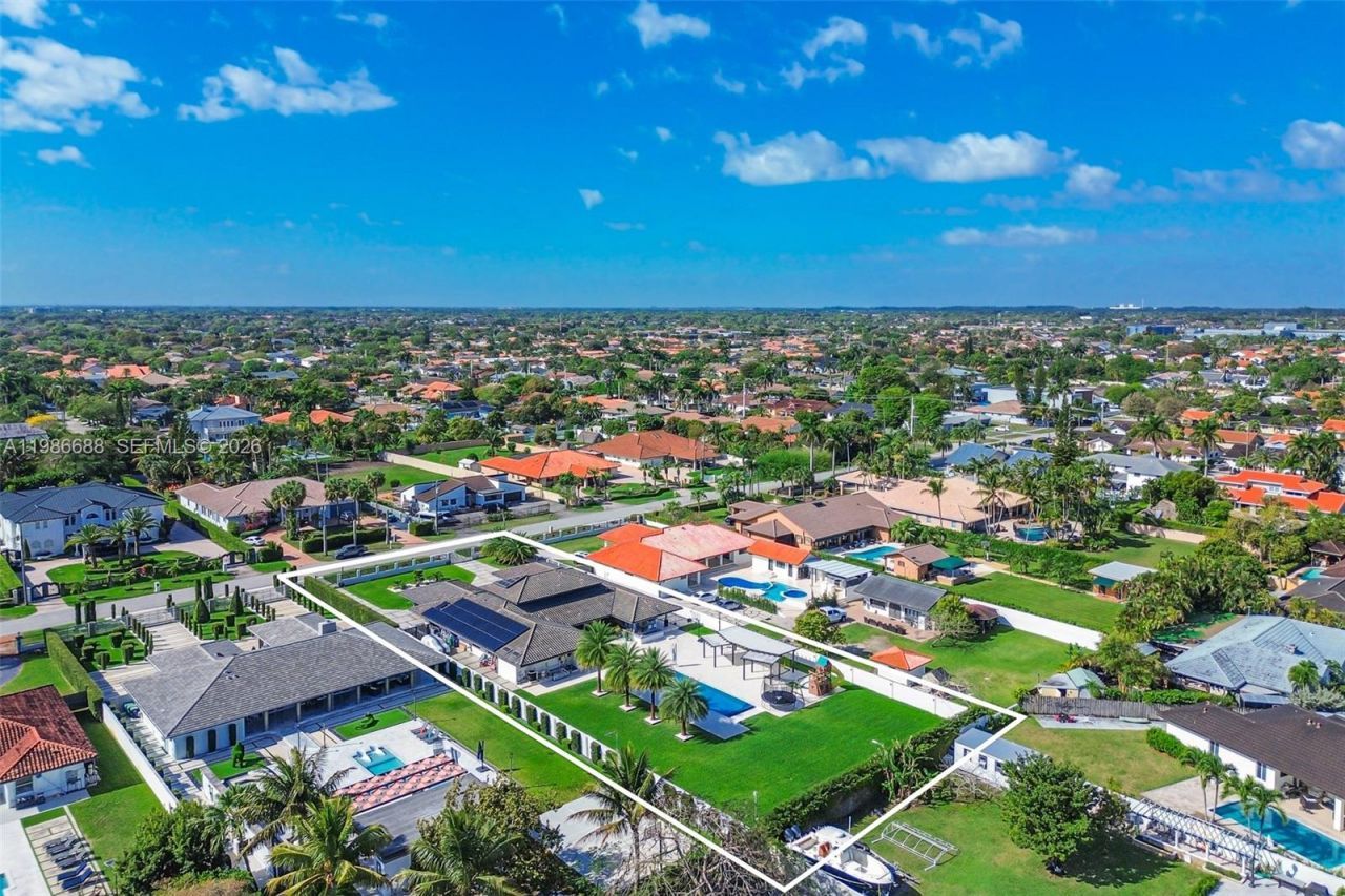 13801 SW 34th St , Miami, FL 33175 Photo