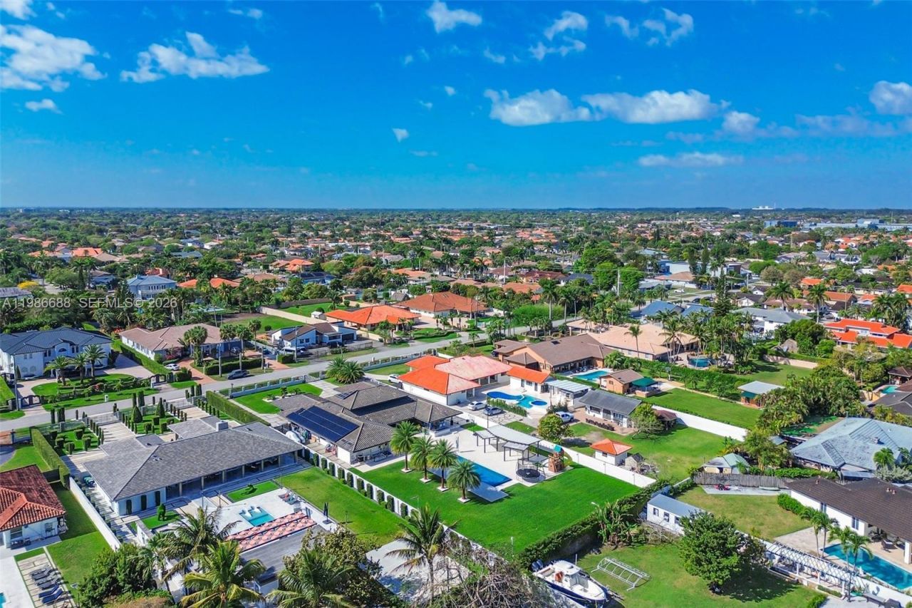 13801 SW 34th St , Miami, FL 33175 Photo