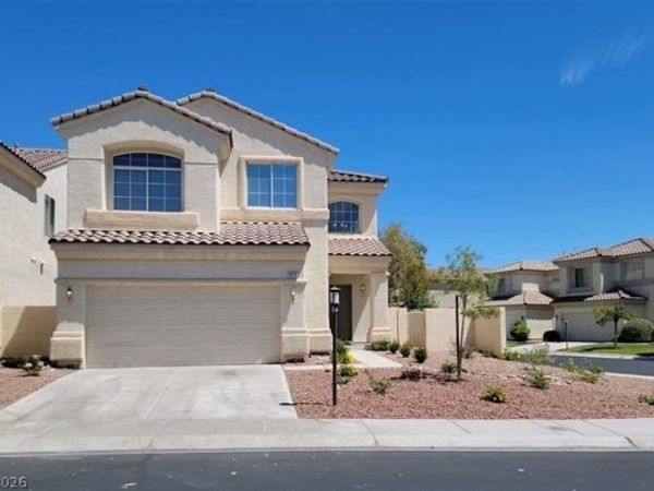 9712 Floweret Avenue , Las Vegas, NV 89117