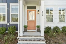 627 Southview Lane photo 4