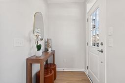 627 Southview Lane photo 4