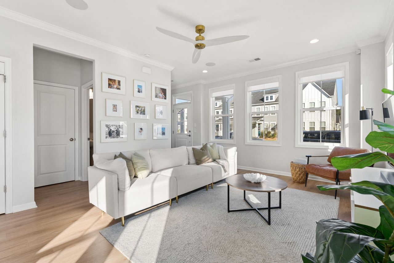 627 Southview Lane Photo 4