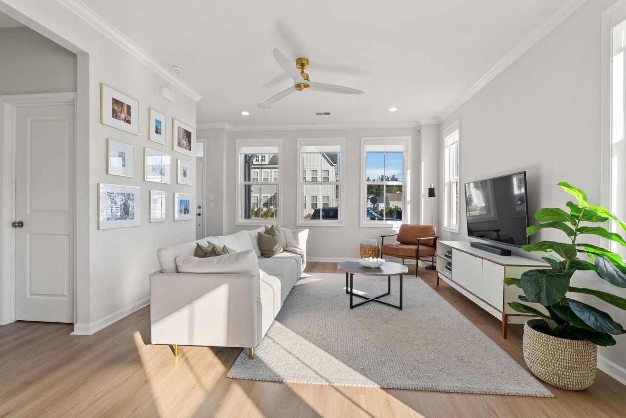 627 Southview Lane Photo 5