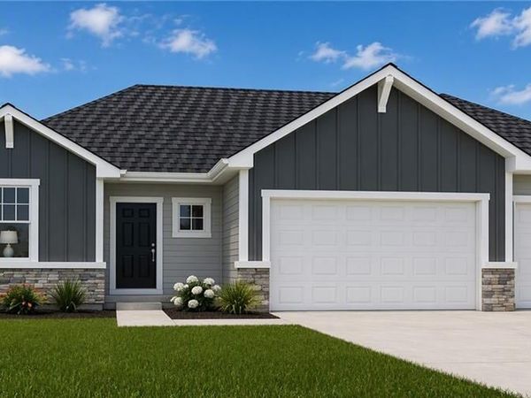 17819 Green Road, Gardner, KS 66030