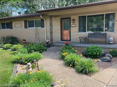 410 Spezia Drive, Oxford Twp, MI 48371