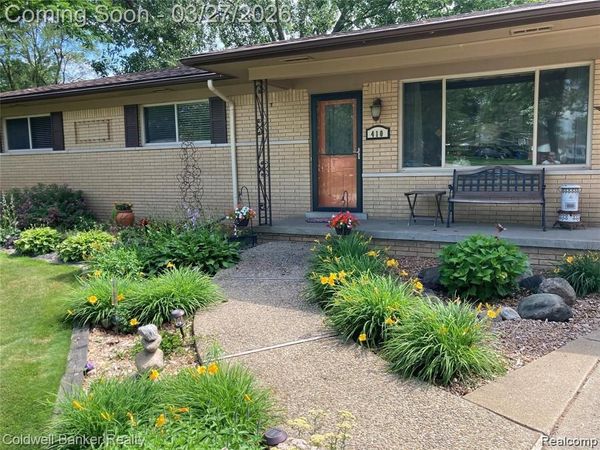410 Spezia Drive, Oxford Twp, MI 48371
