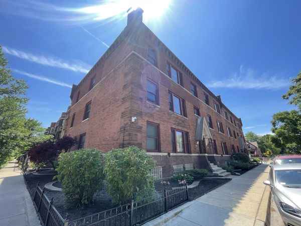 2539 W Iowa Street , Unit 1, Chicago, IL 60622