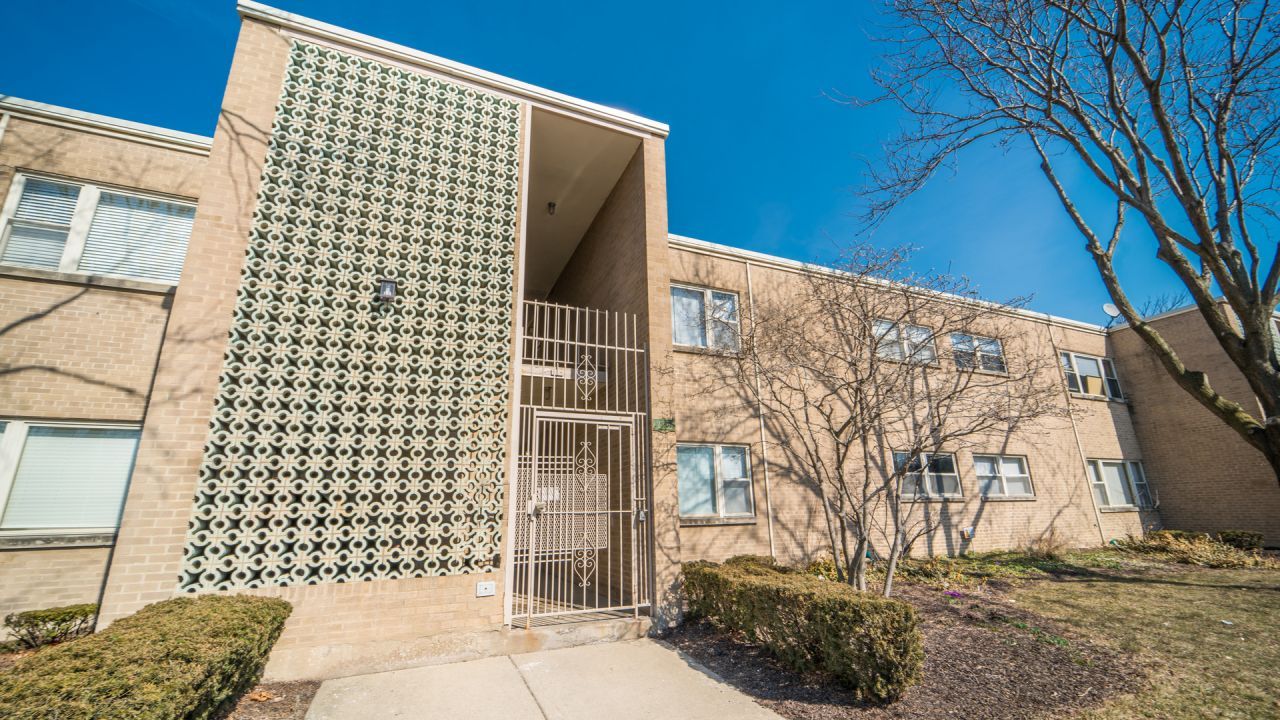 2444 W 111th Street, Unit 2D, Chicago, IL 60655 Main Photo