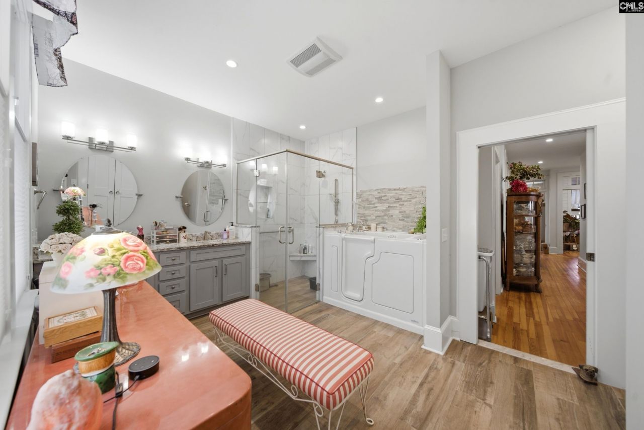 2804 Wilmot Avenue Photo 15