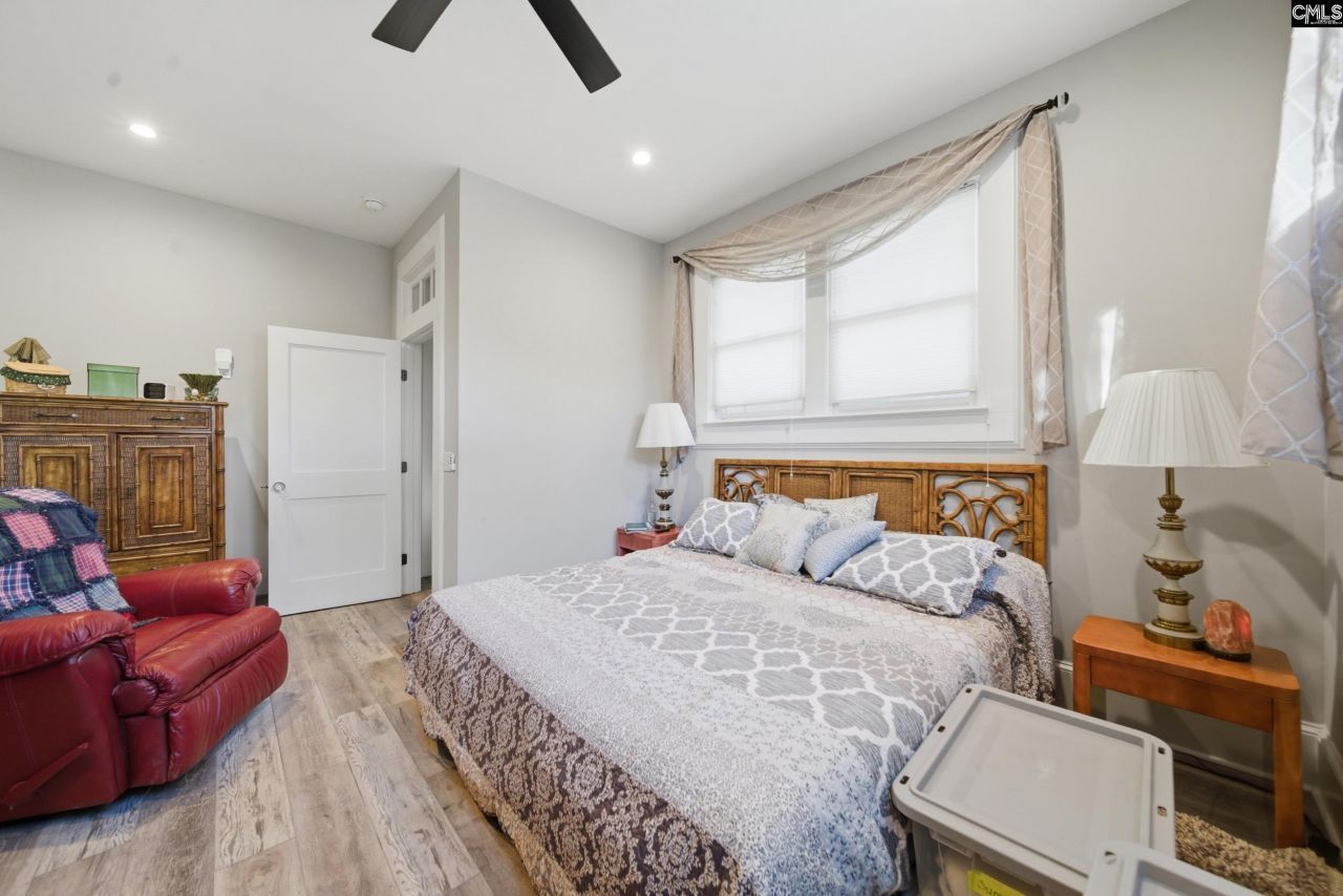 2804 Wilmot Avenue Photo 23