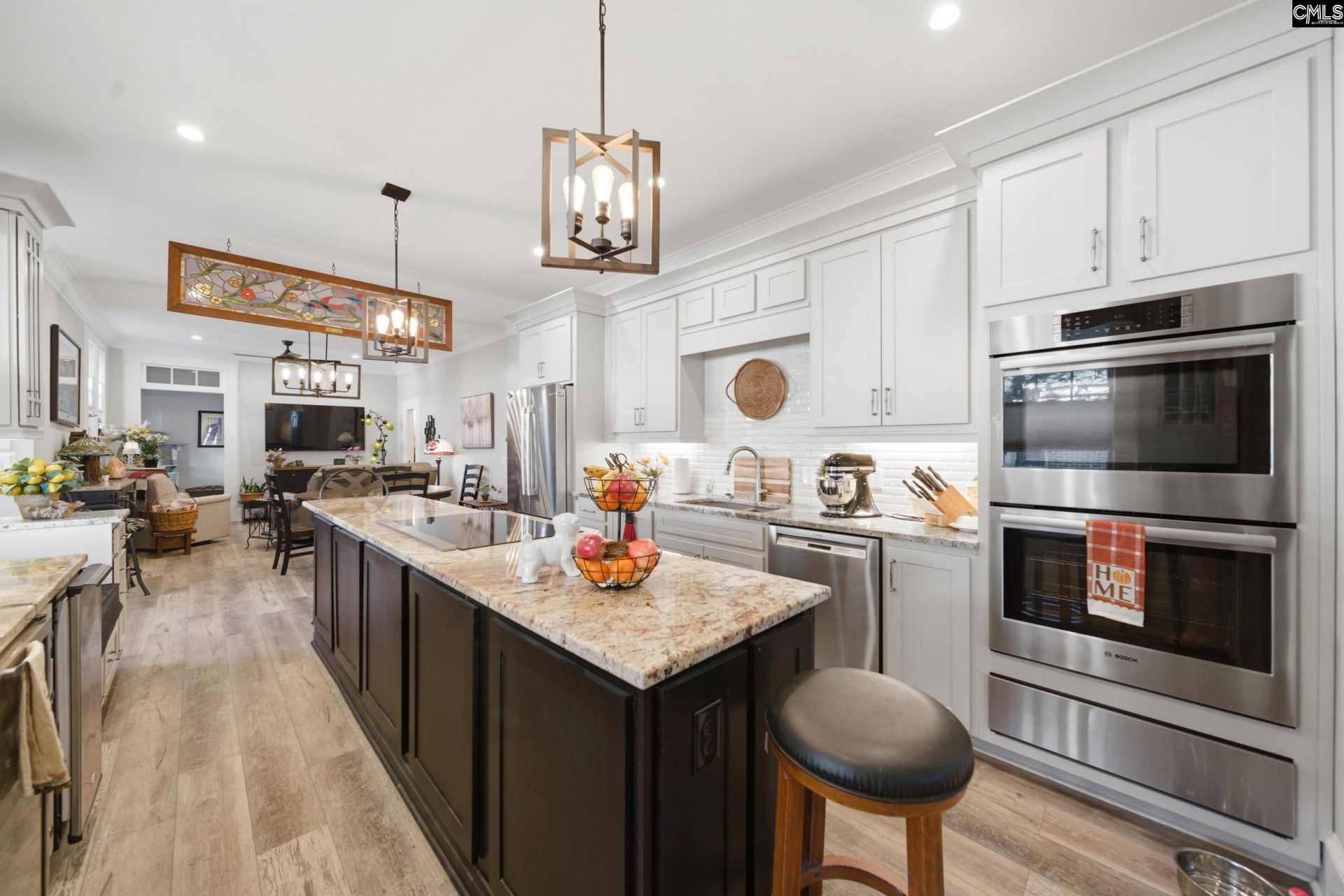 2804 Wilmot Avenue Photo 4