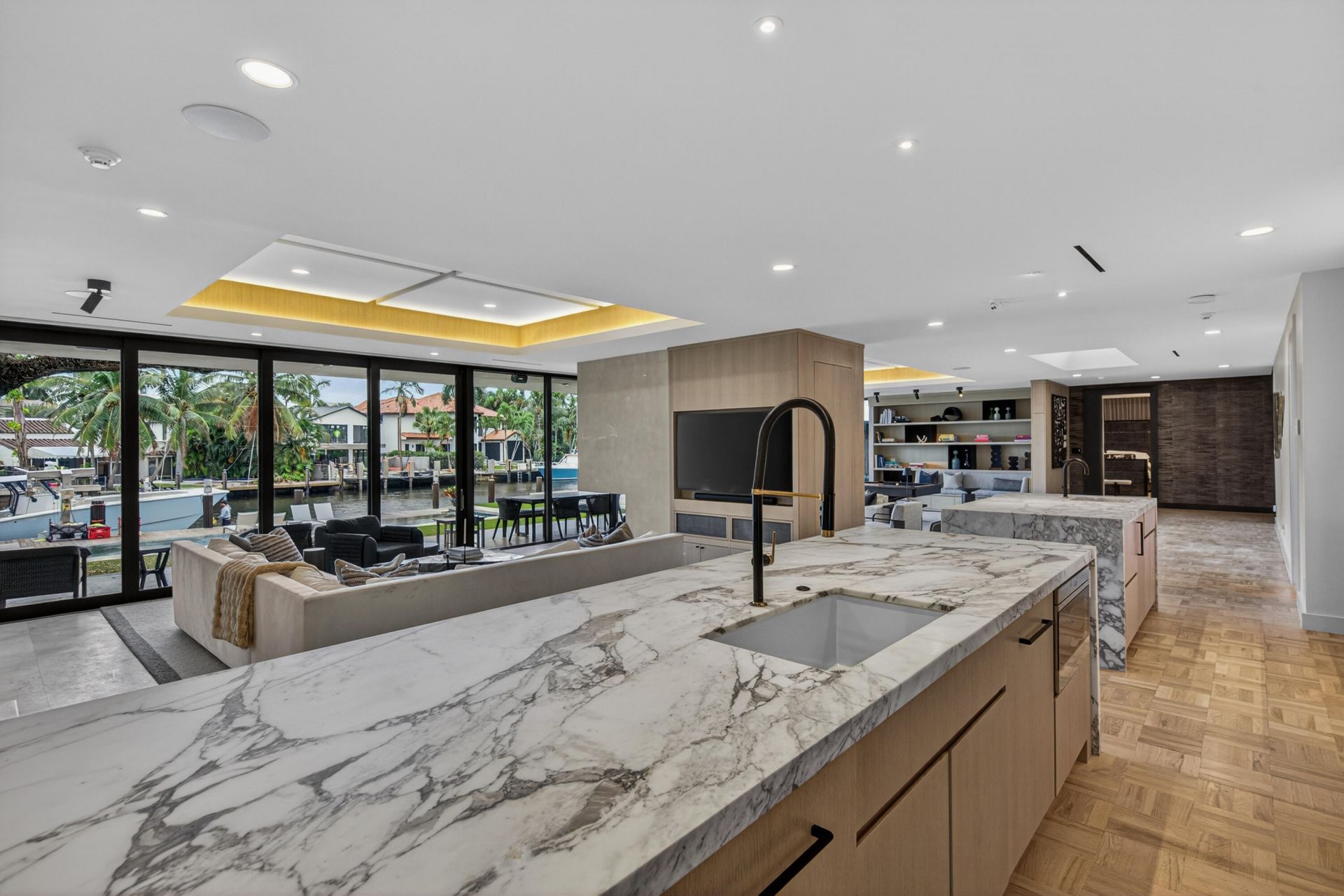 420 SE 17th Avenue, Fort Lauderdale, FL 33301 Photo