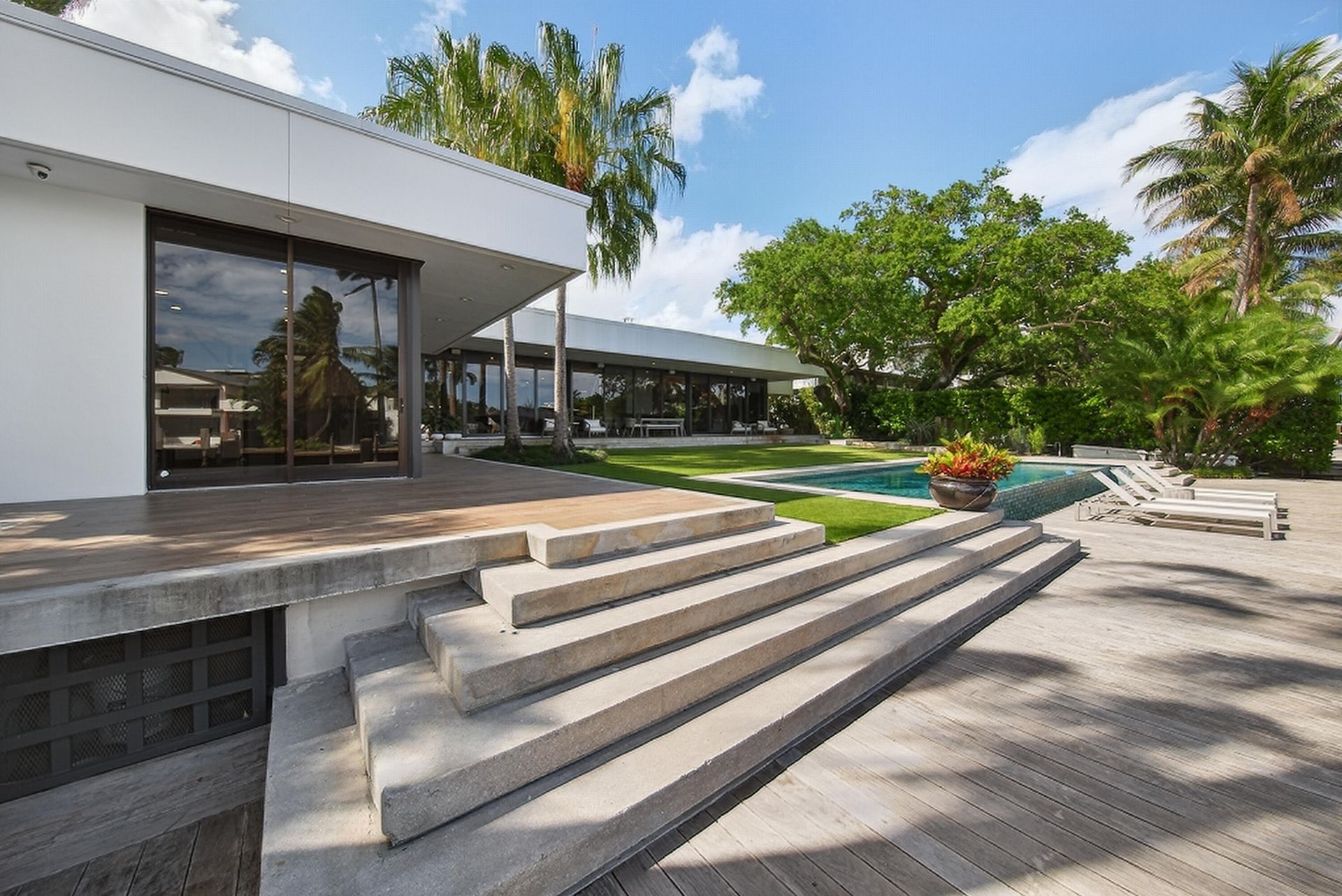 420 SE 17th Avenue, Fort Lauderdale, FL 33301 Photo